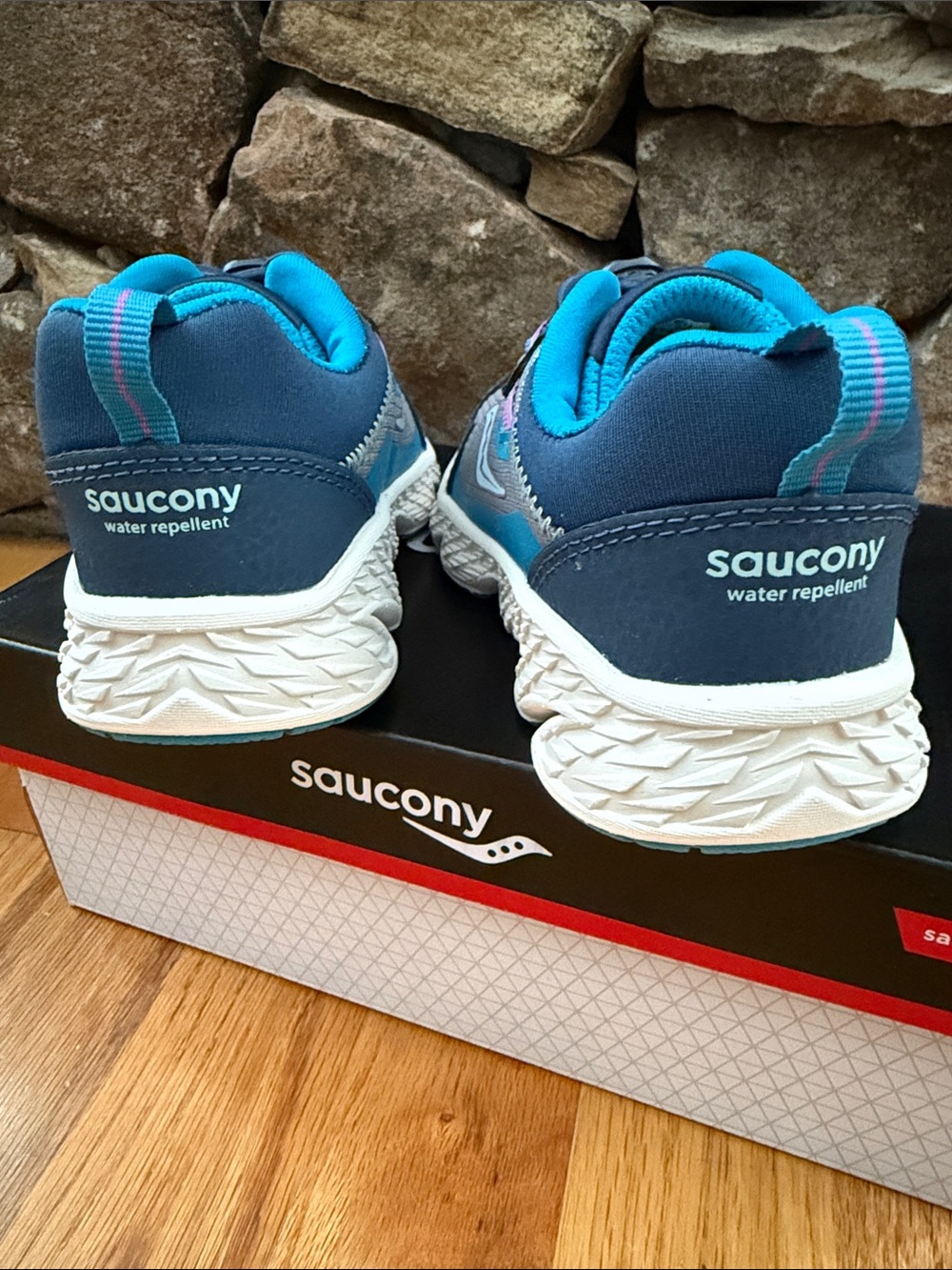 Saucony Kids Navy, Teal & Pink Athletic Sneakers Size 10.5 Little Kids - Picture 4 of 5